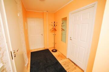 Фото номера Семейный номер с видом на сад Гостевой дом Guest House Rannaliiv г. Вызу 3