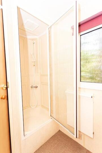 Фото номера Дом-фургон Гостевой дом Guest House Rannaliiv г. Вызу 4